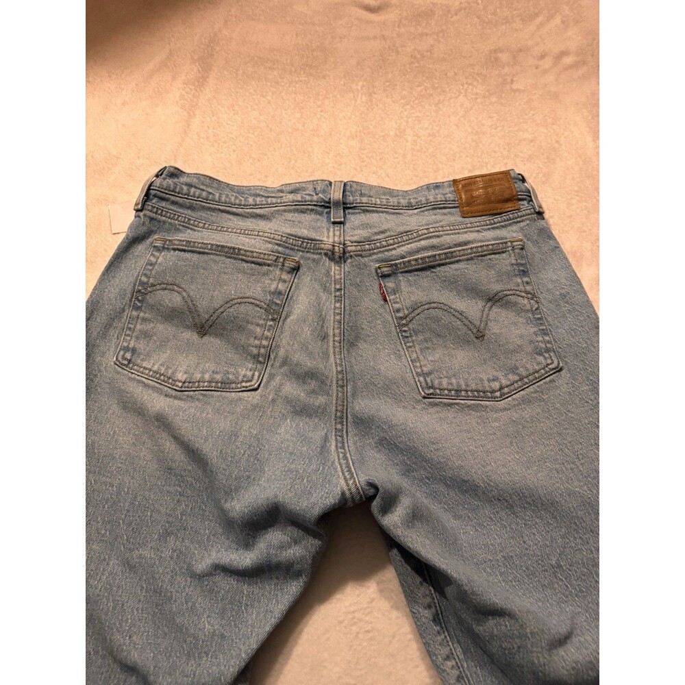 Levis Womens Waterless Wedgie Straight Jeans Blue Light Denim 33 Button Fly - Picture 12 of 16